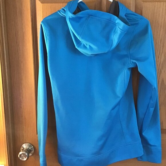 North Face Hoodie - Picture 2 of 2